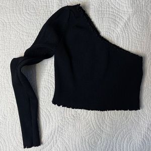 One shoulder going out top